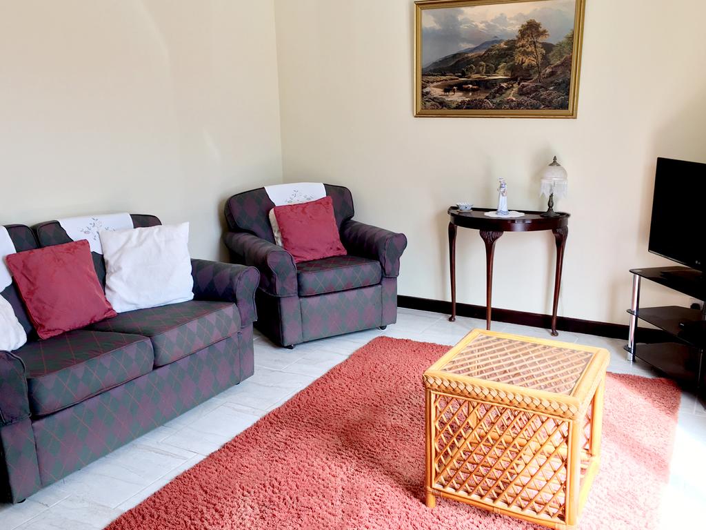Llys Newydd  Beaumaris room 2